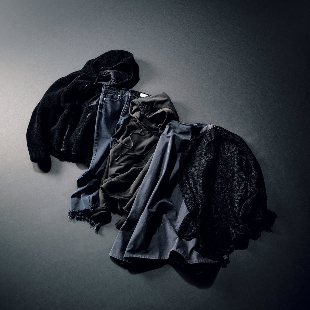 今年の気分を“スミクロ”に託して「まろやかな黒」でかなえるニュアンスブラックstyles